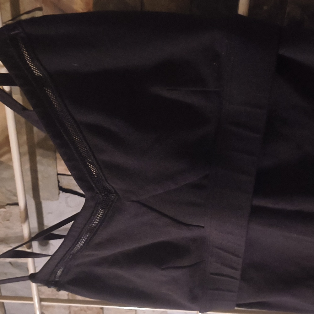 lululemon athletica Inside Out Tank - Picture 2 of 5